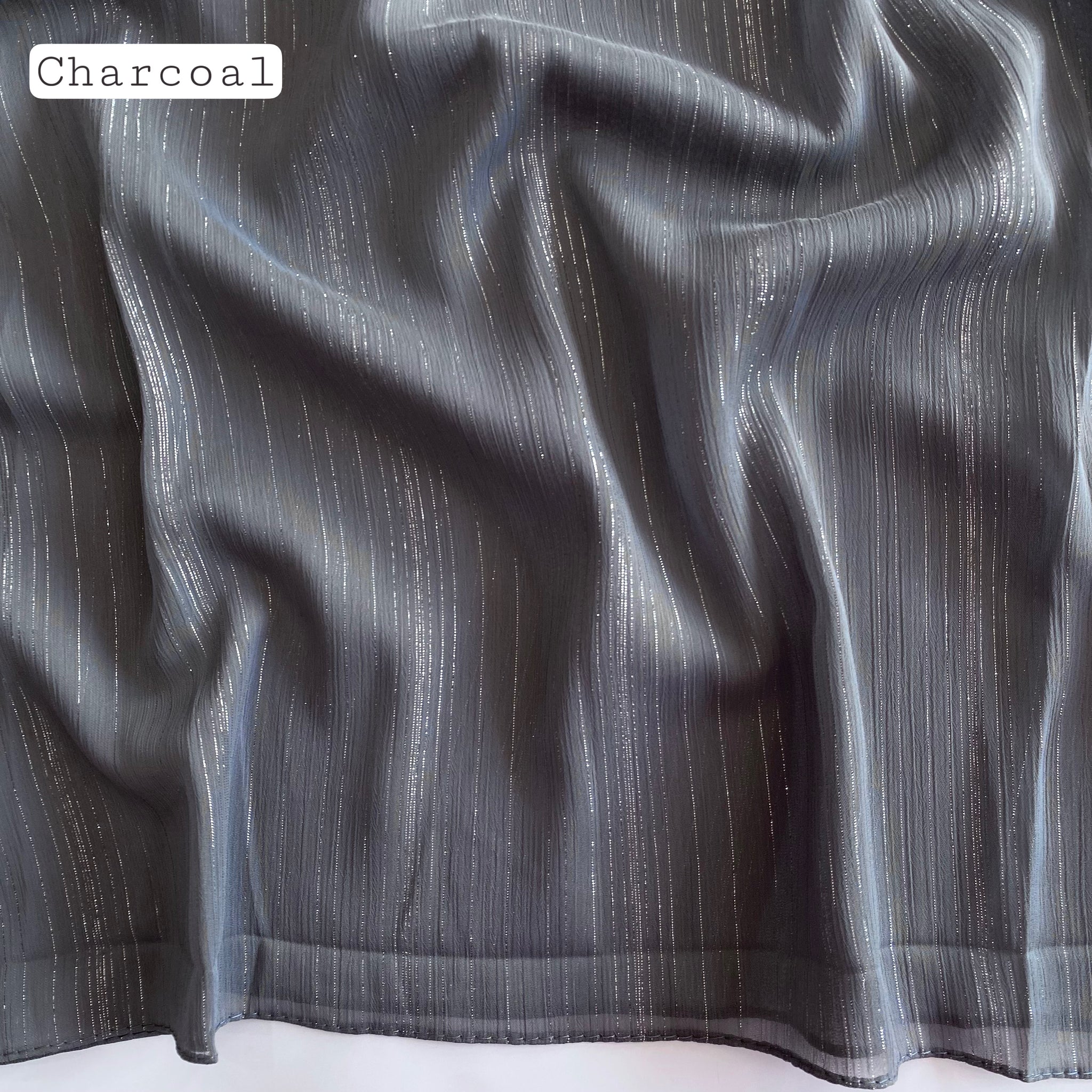 Glossy Streaks – Charcoal