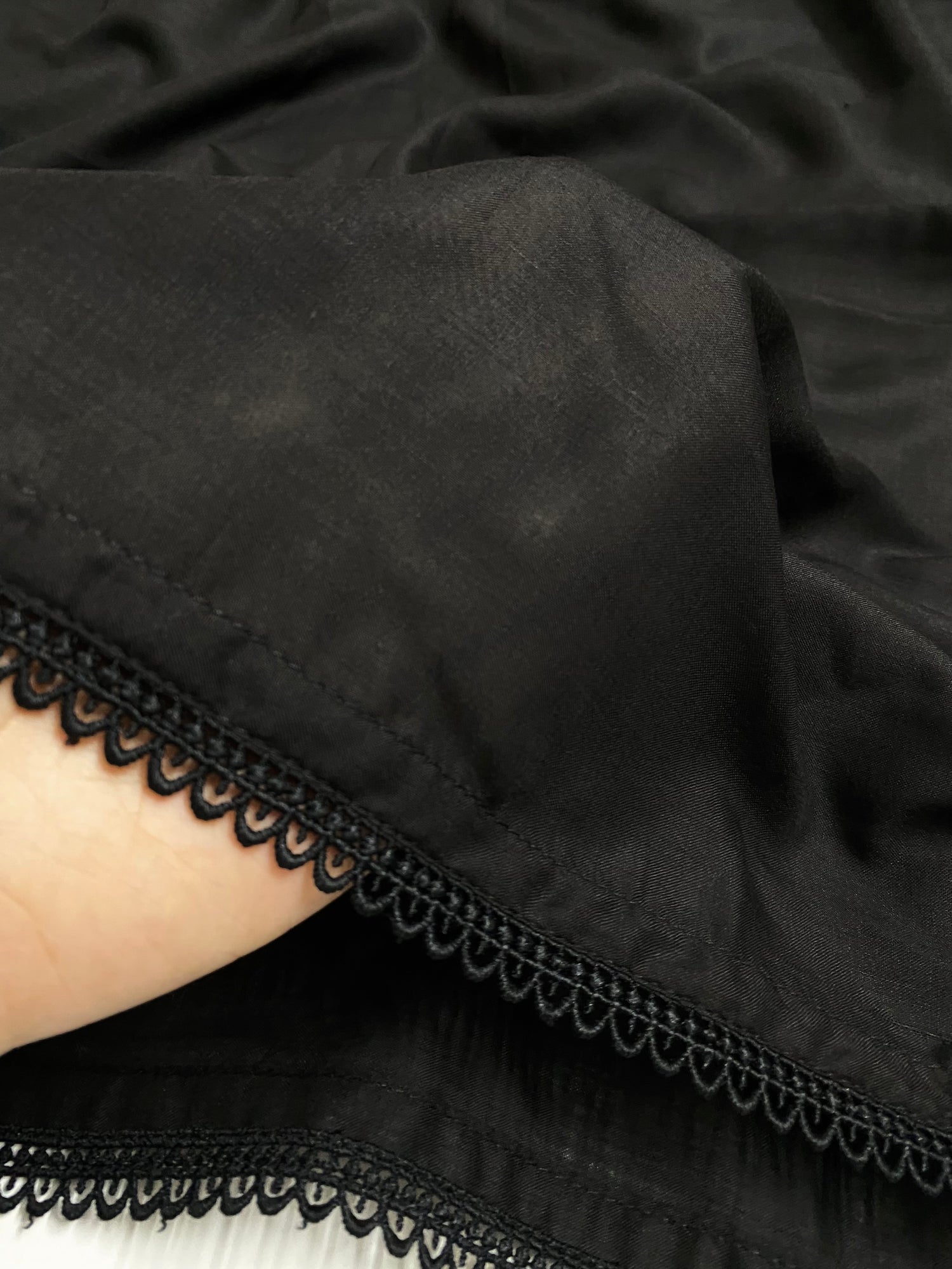 Premium Flat Plain Black Dupatta 9 (Imported Fabric)