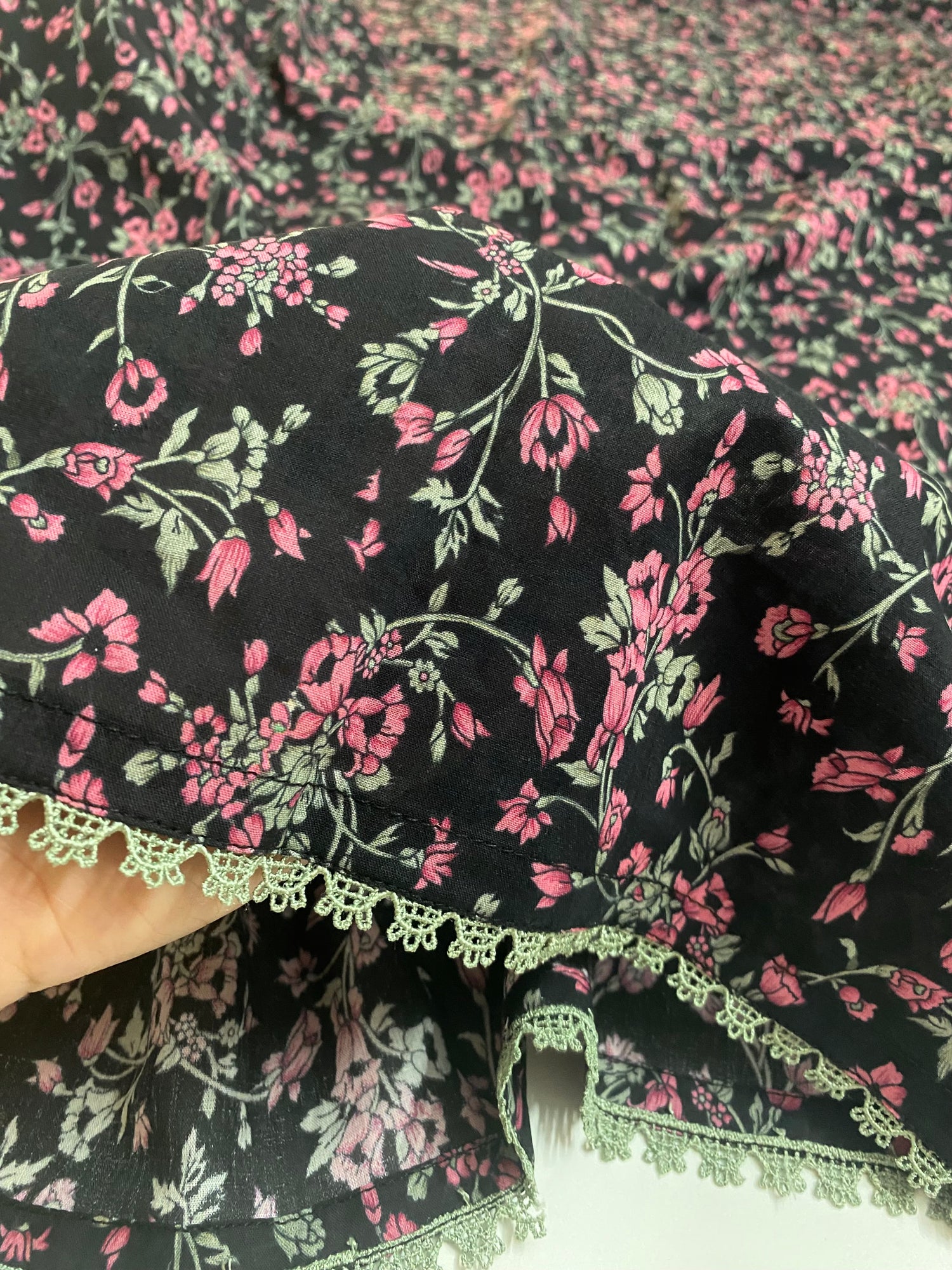 Premium Flat Namaz Dupatta (Imported Fabric)