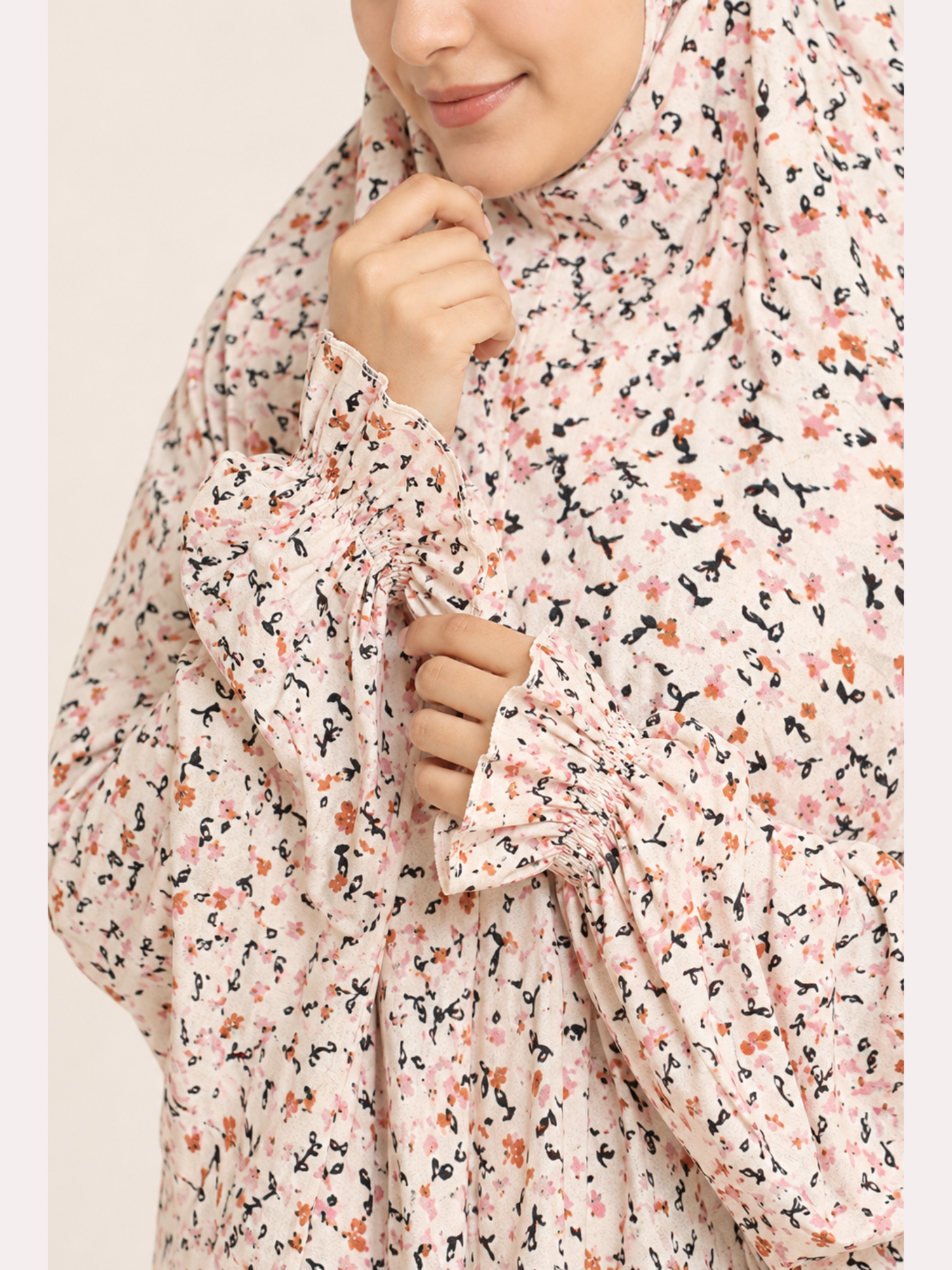 Premium Full Length Namaz Chadar With Sleeves (Imported Fabric)