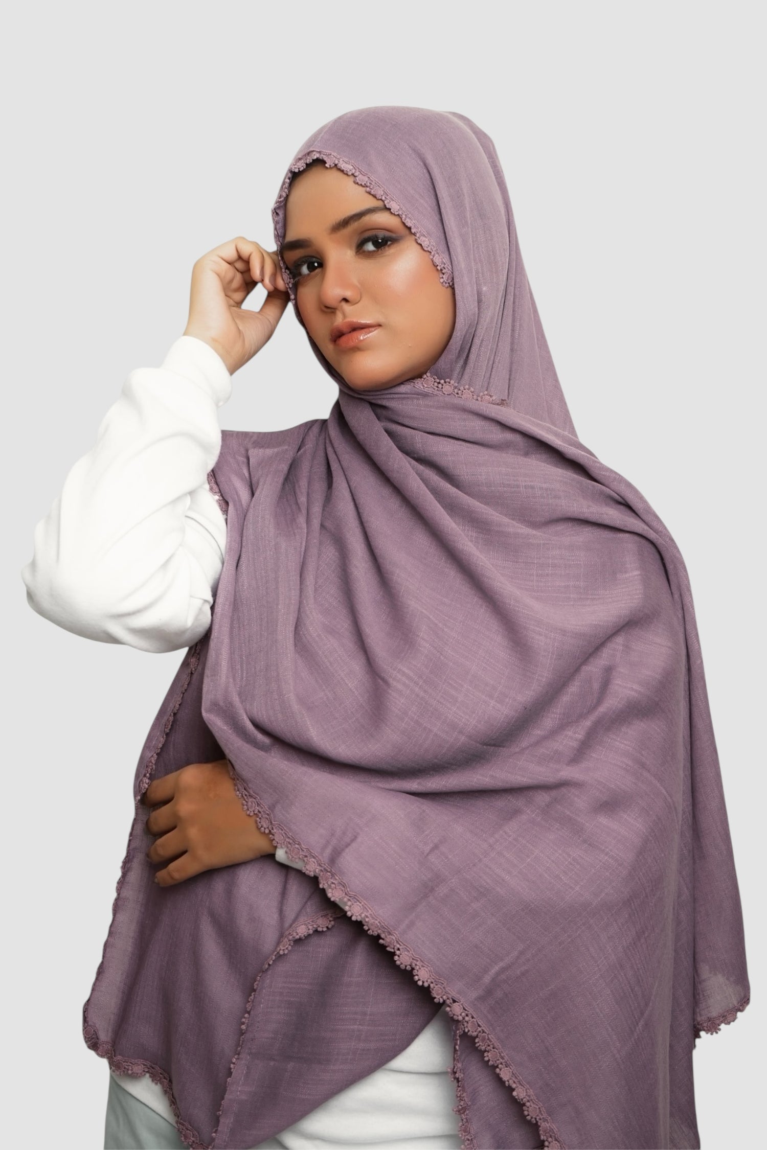 Expressions Turkish Lawn (Wider Width) Lace Hijab - Mauve
