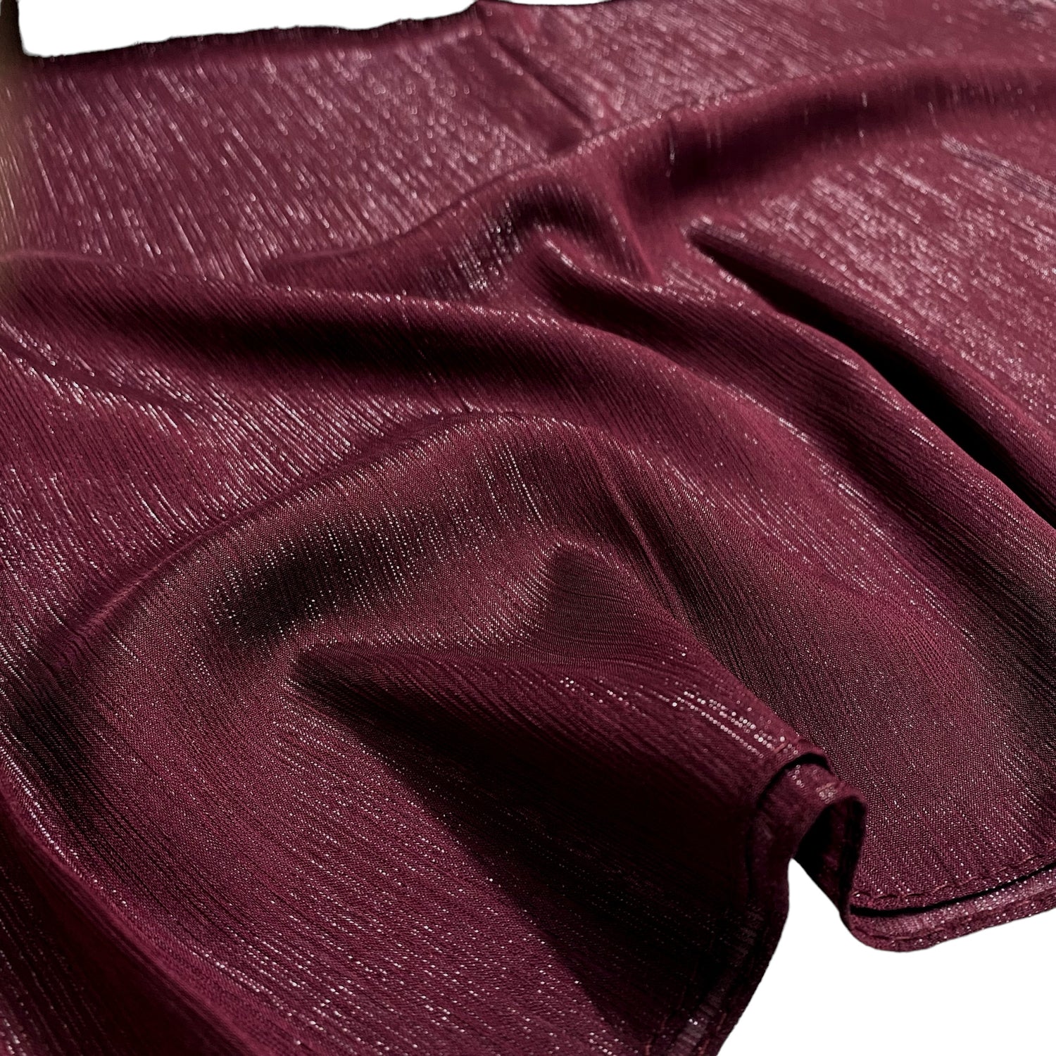 Gleamz Crinkle Silk Hijab – Maroon
