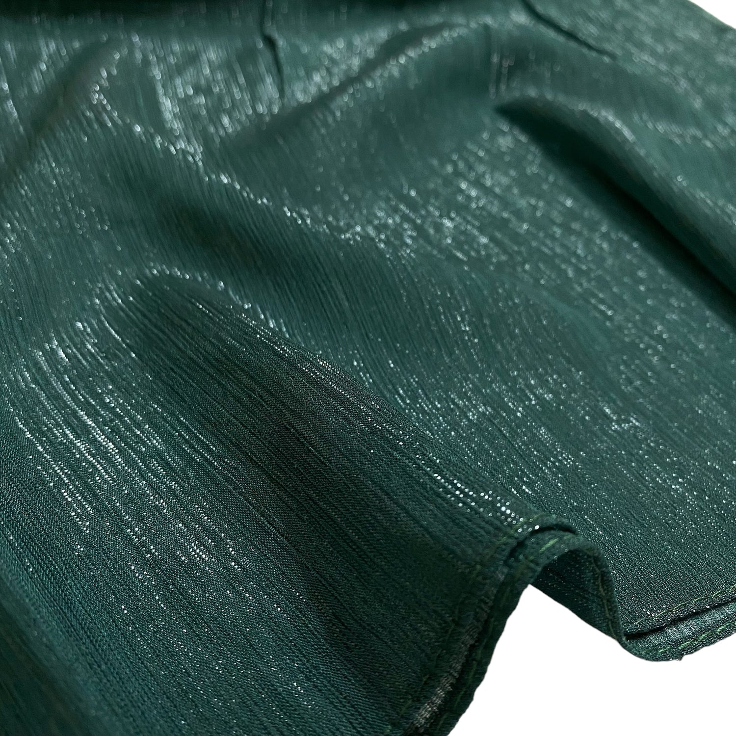 Gleamz Crinkle Silk Hijab – Emerald