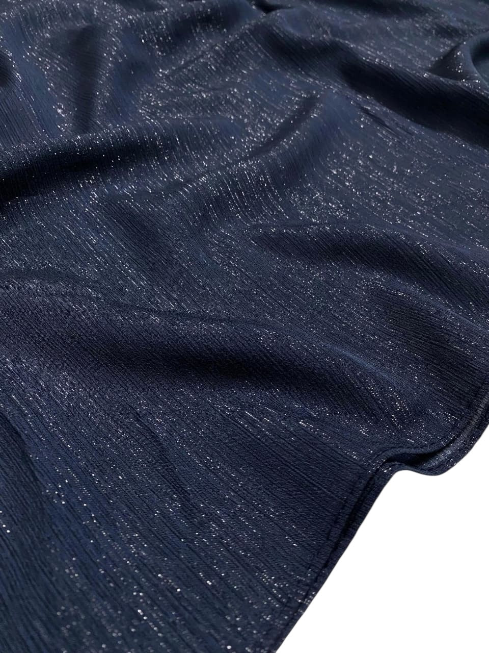 Gleamz Crinkle Silk Hijab – Midnight