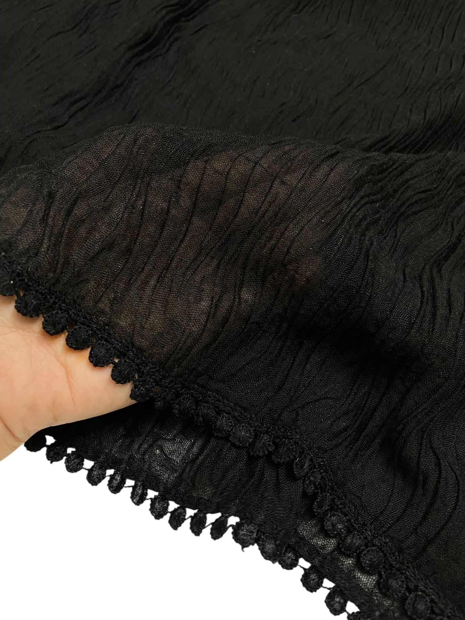 Rawaa Pleated Hijabs – Black