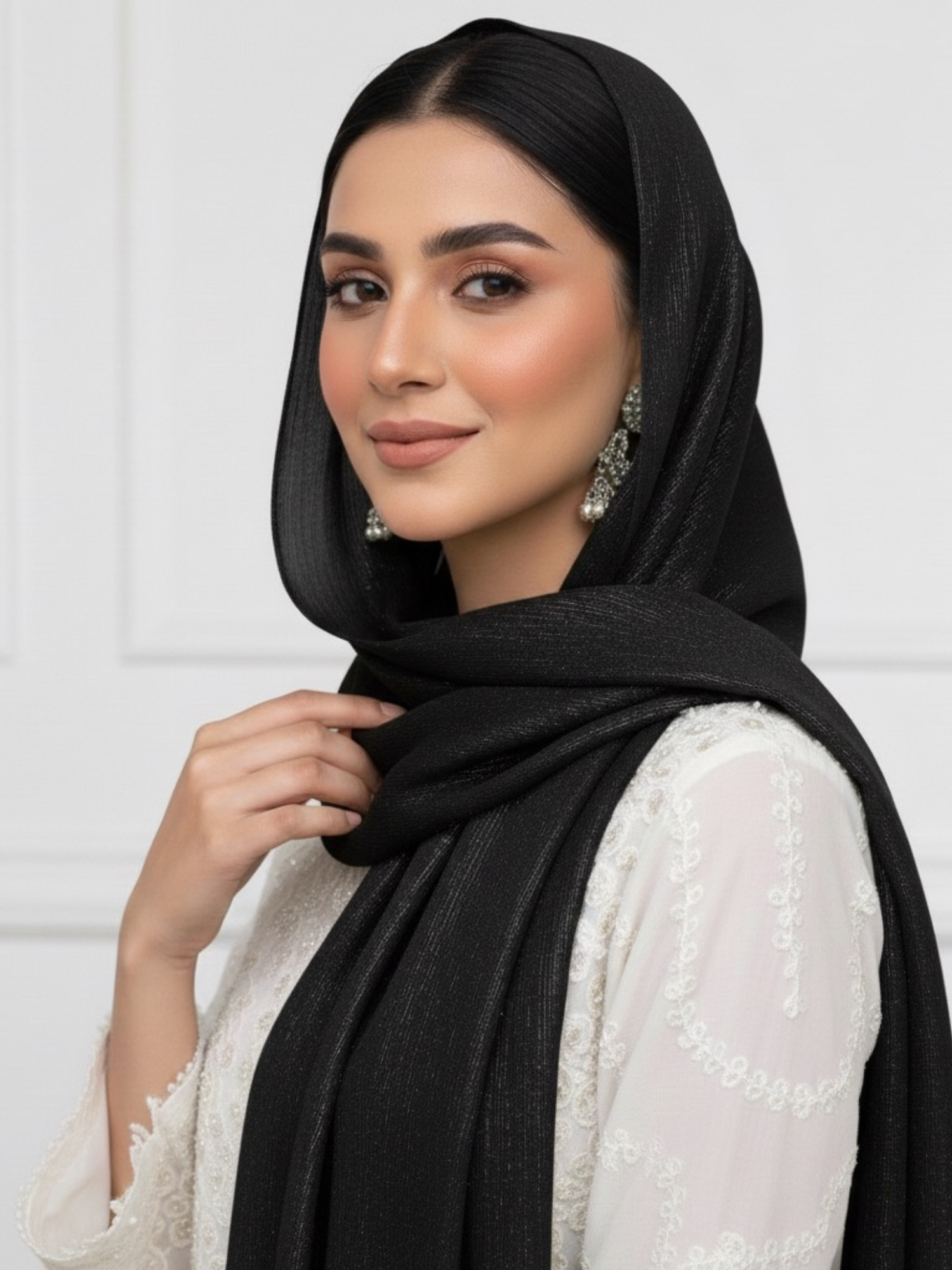 Gleamz Crinkle Silk Hijab – Black
