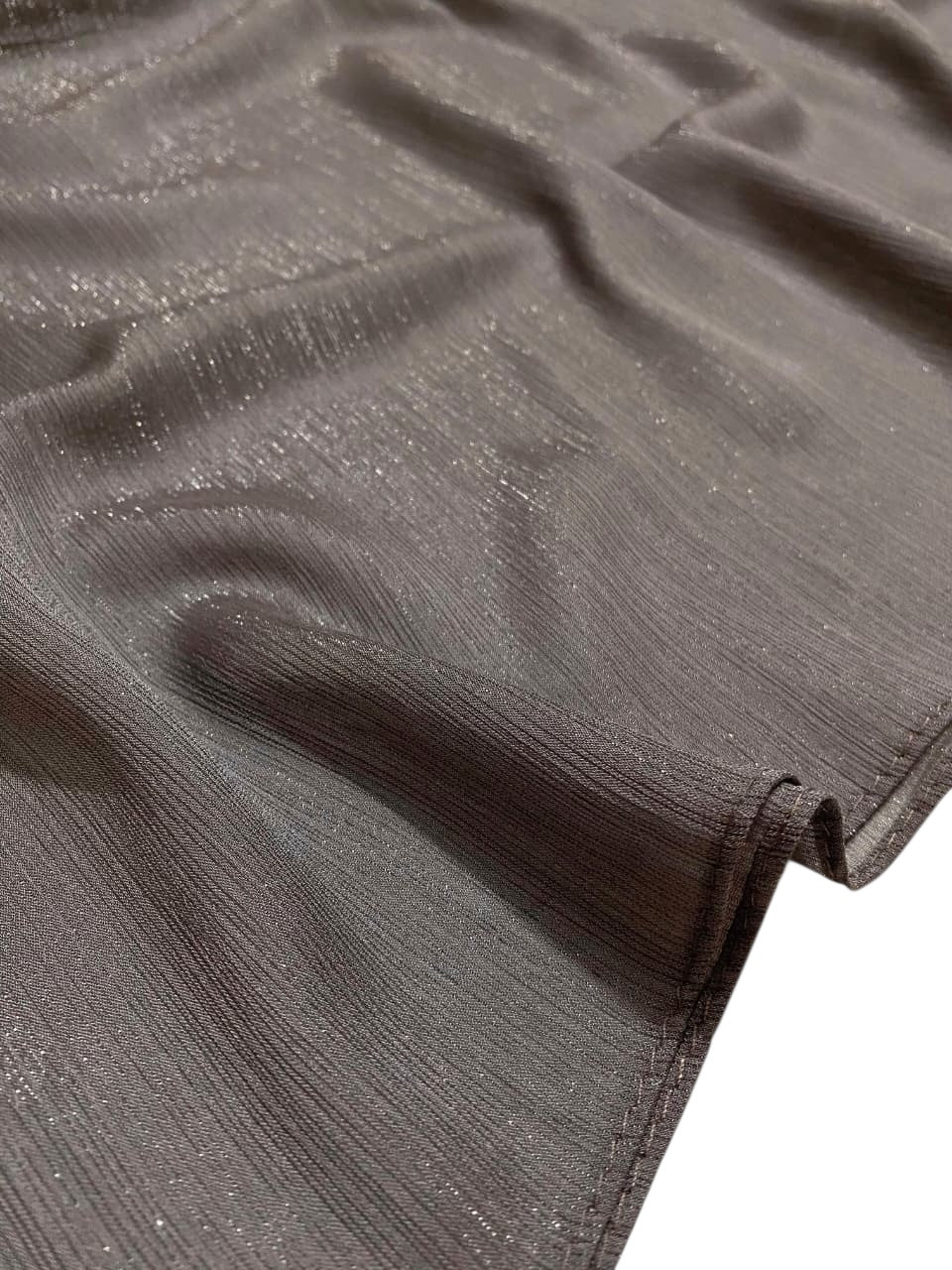 Gleamz Crinkle Silk Hijab – Charcoal