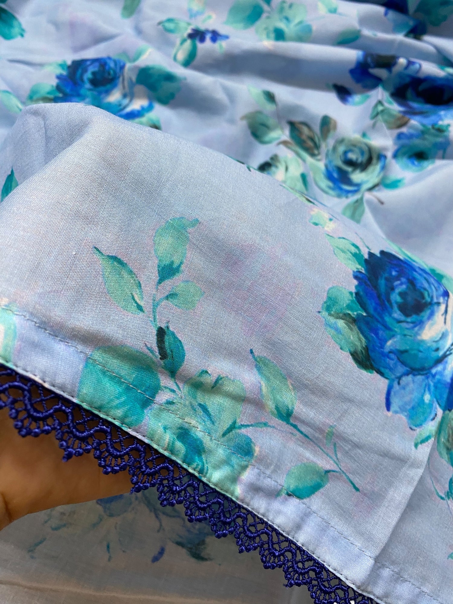 Premium Flat Namaz Dupatta (Imported Fabric)