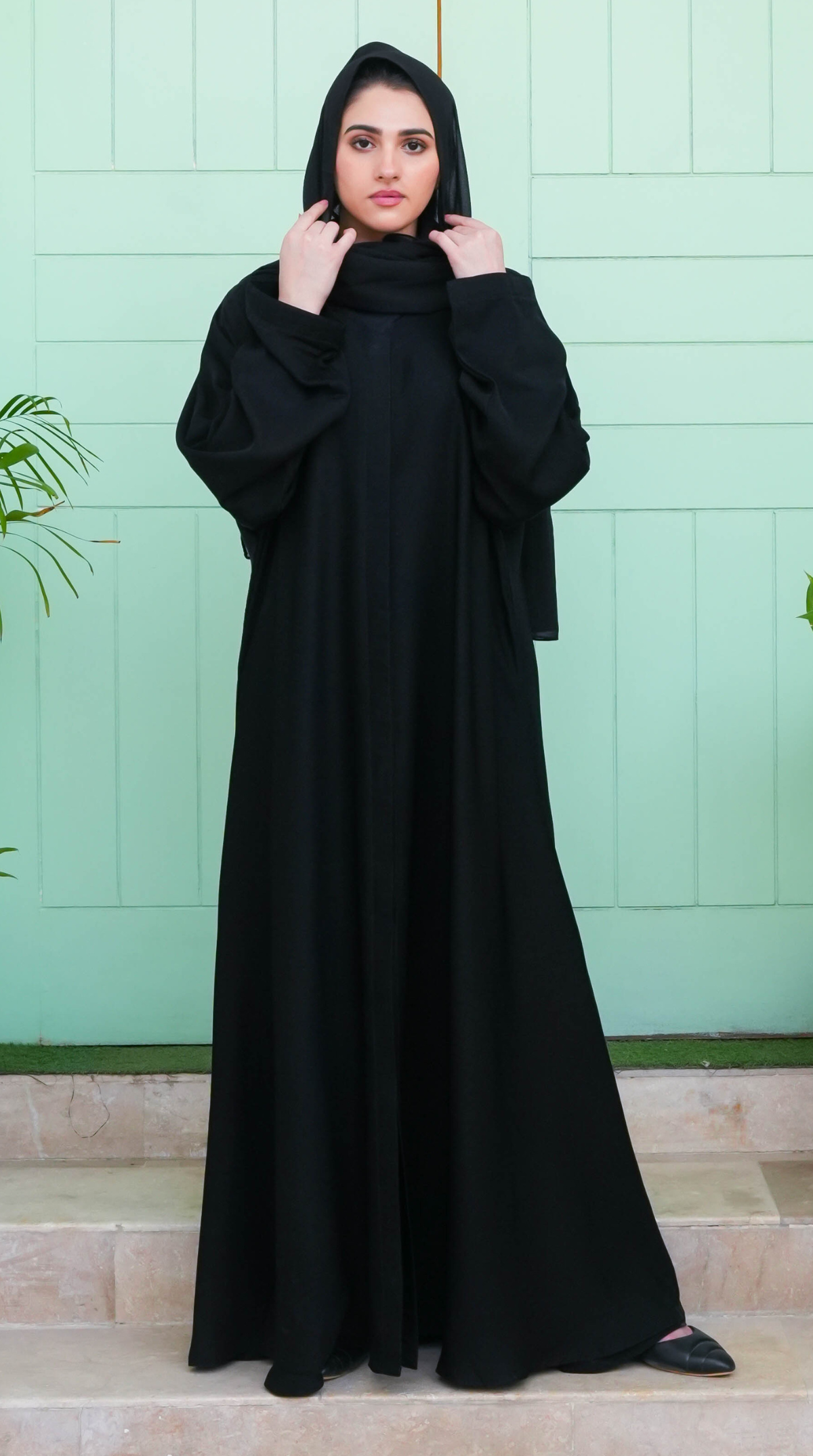 Mirage Maxi Abaya (Front Open) - Black