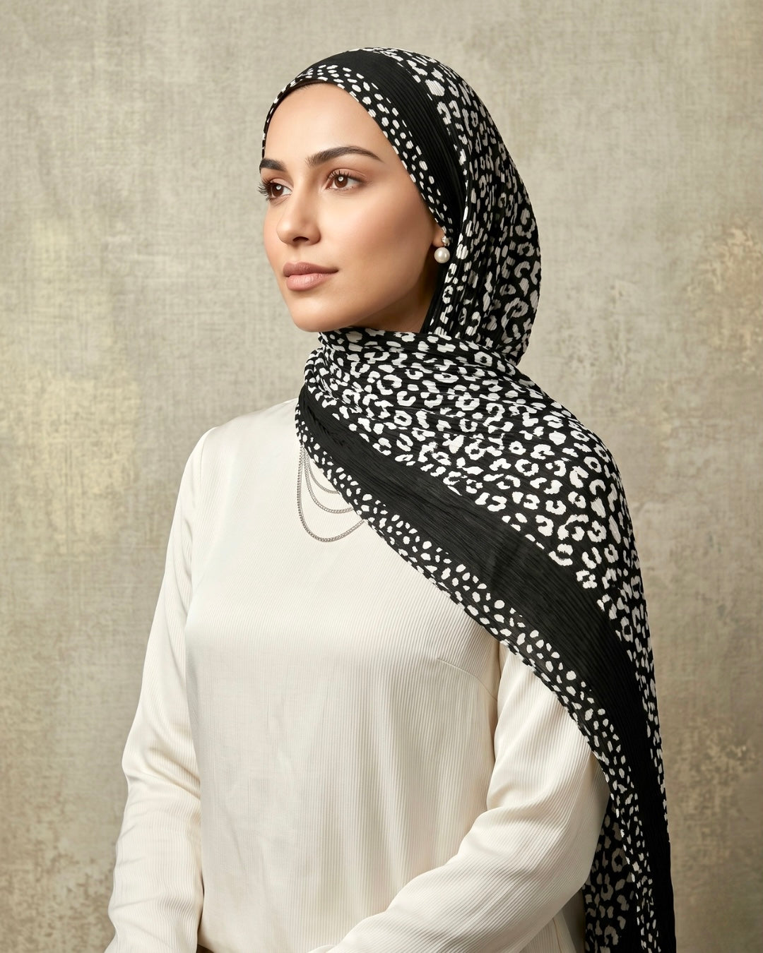 Savannah Pleated Hijab - Black