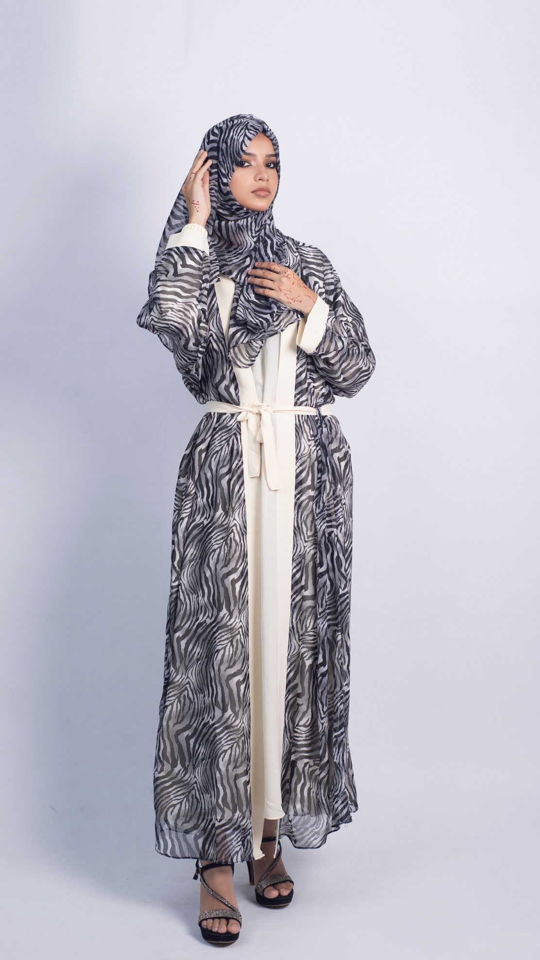 Wildcat Abaya - (Black)