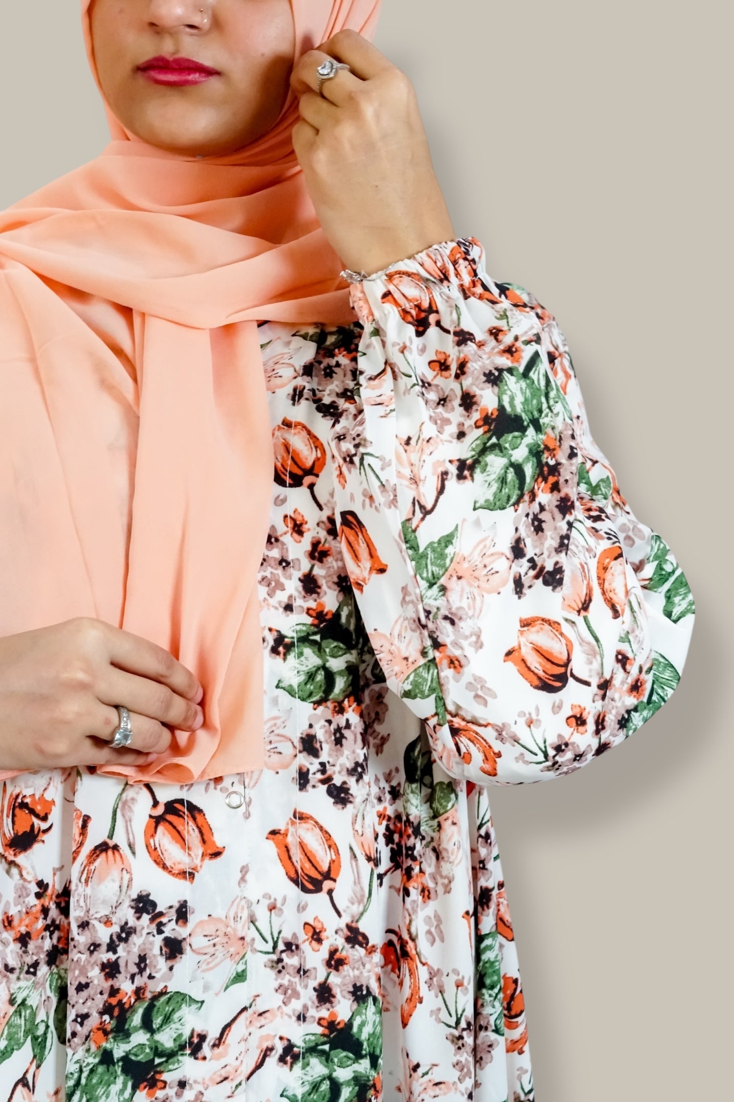 Rosebuds Printed Abaya