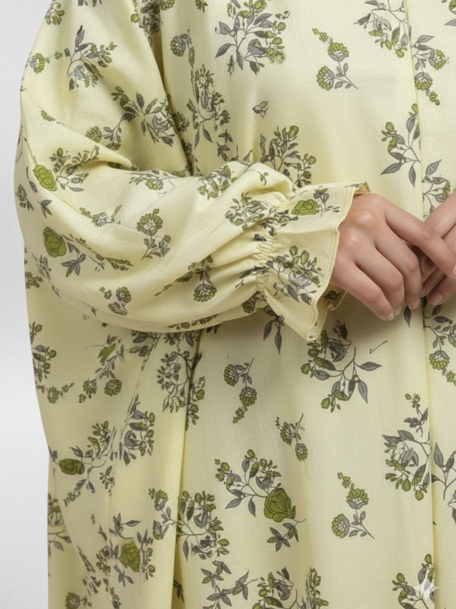 Premium Full Length Namaz Chadar With Sleeves (Imported Fabric)