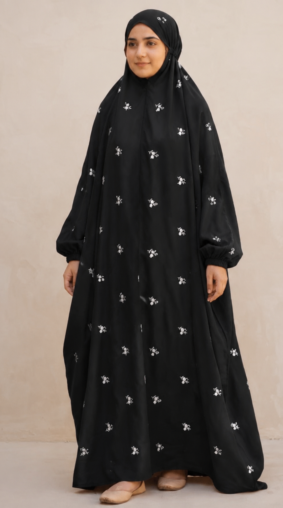 Embroided Full Length Namaz Chadar With Sleeves - Black