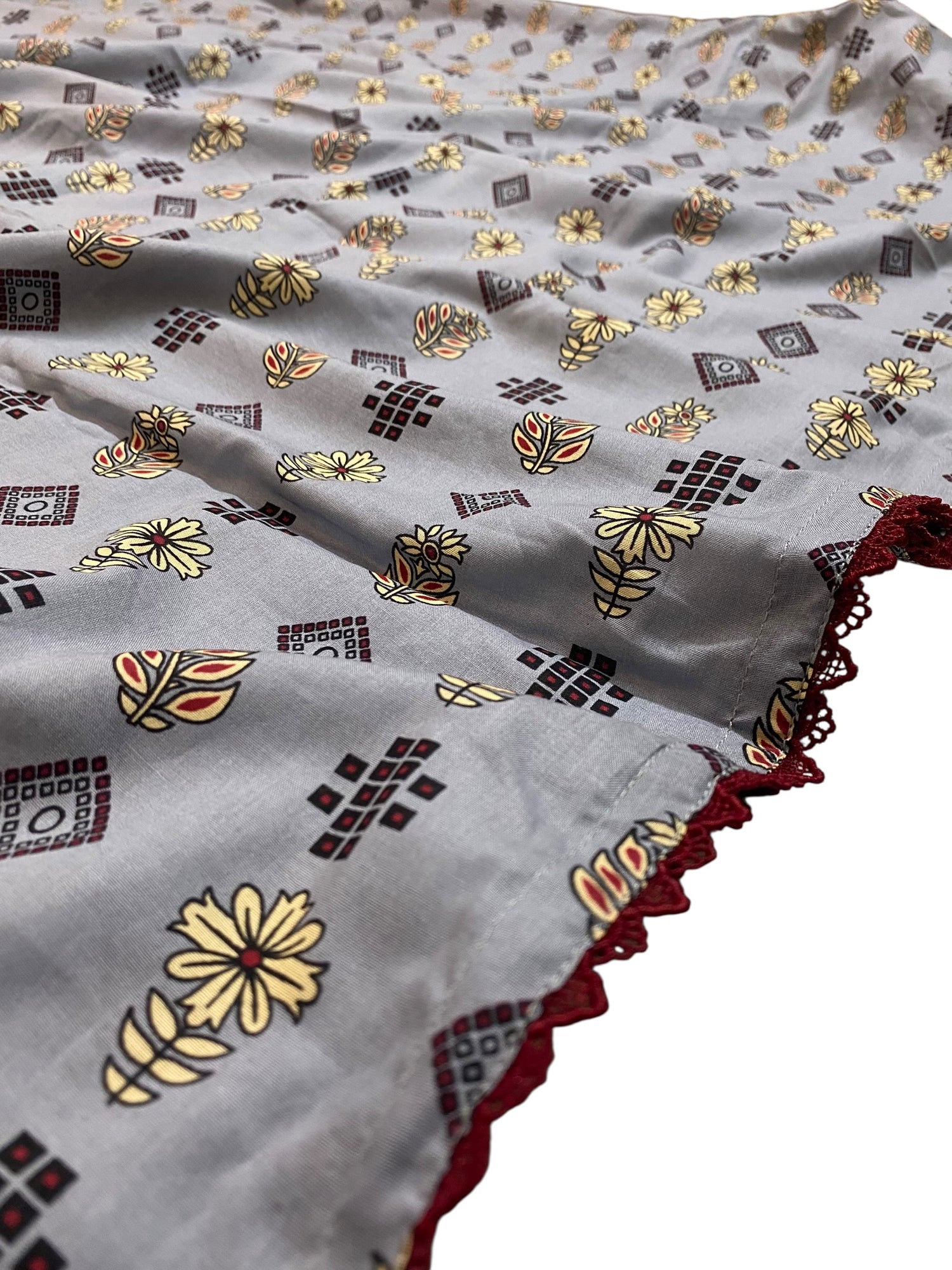 Premium Flat Namaz Dupatta (Imported Fabric)