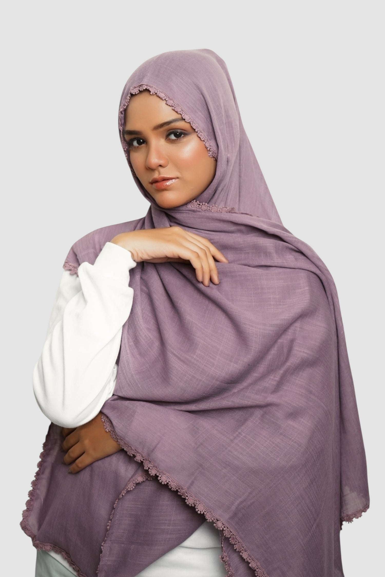 Expressions Turkish Lawn (Wider Width) Lace Hijab - Mauve