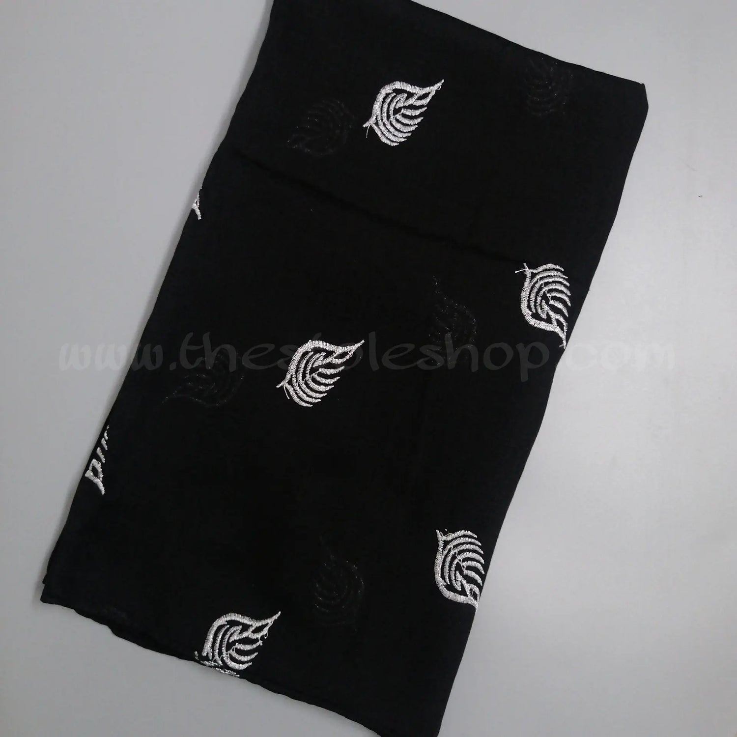 Silver Palm Leaf - Black