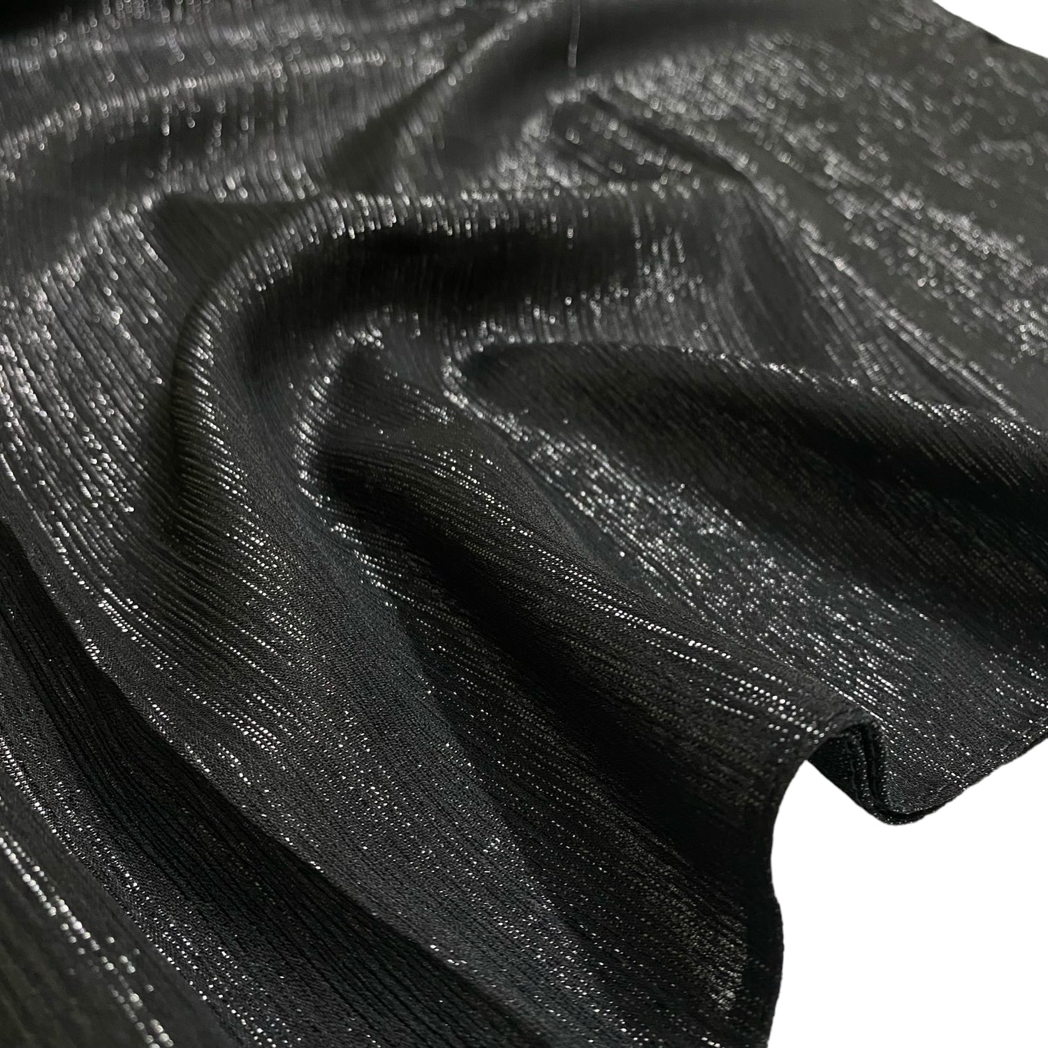 Gleamz Crinkle Silk Hijab – Black
