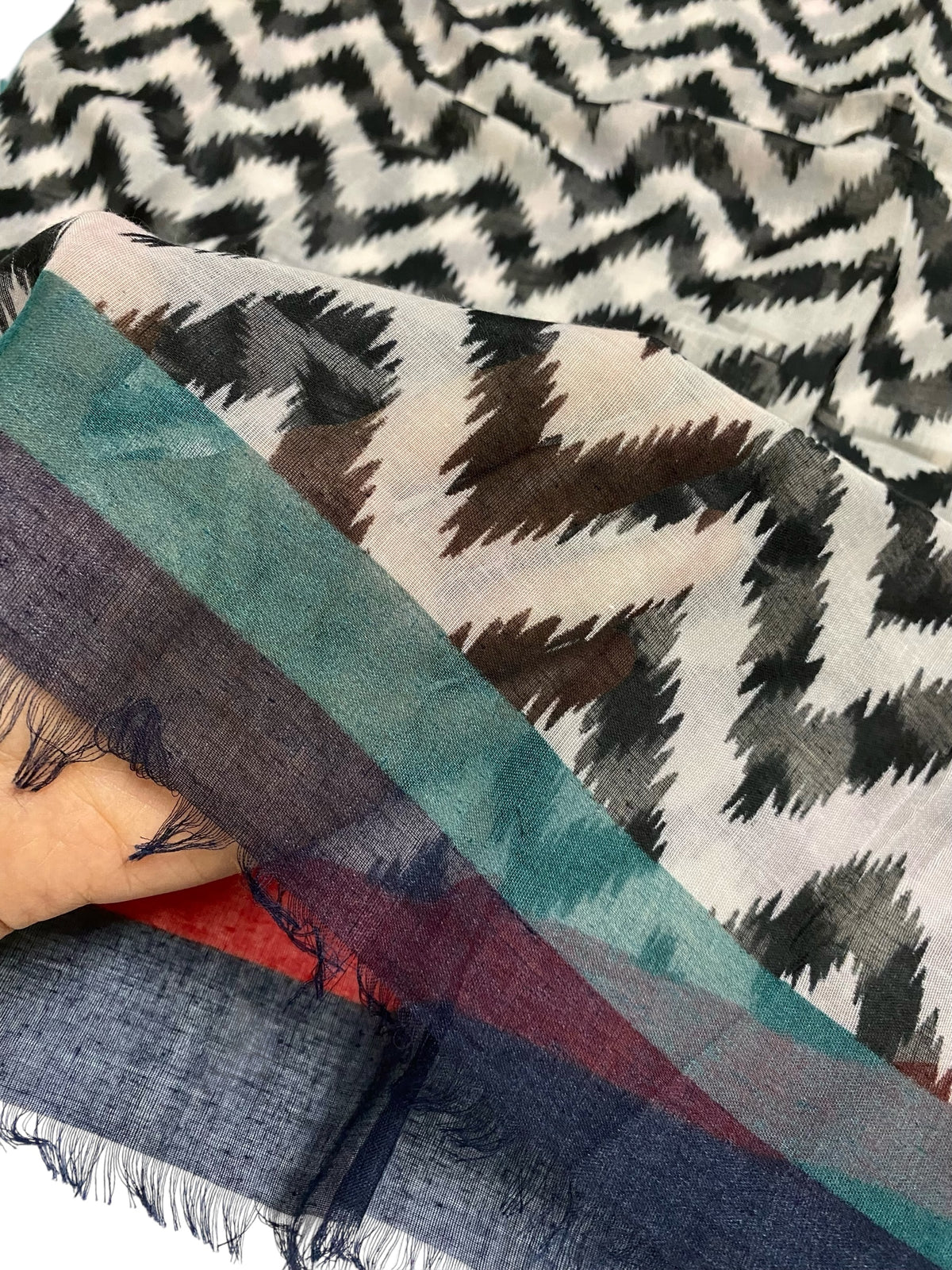 Chevron Printed Hijabs - Navy Blue