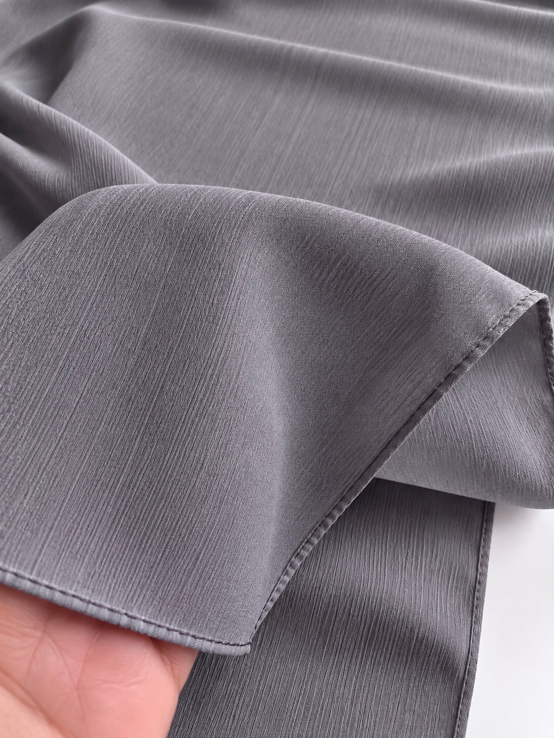 Wisp Crinkle Chiffon Hijabs – Grey