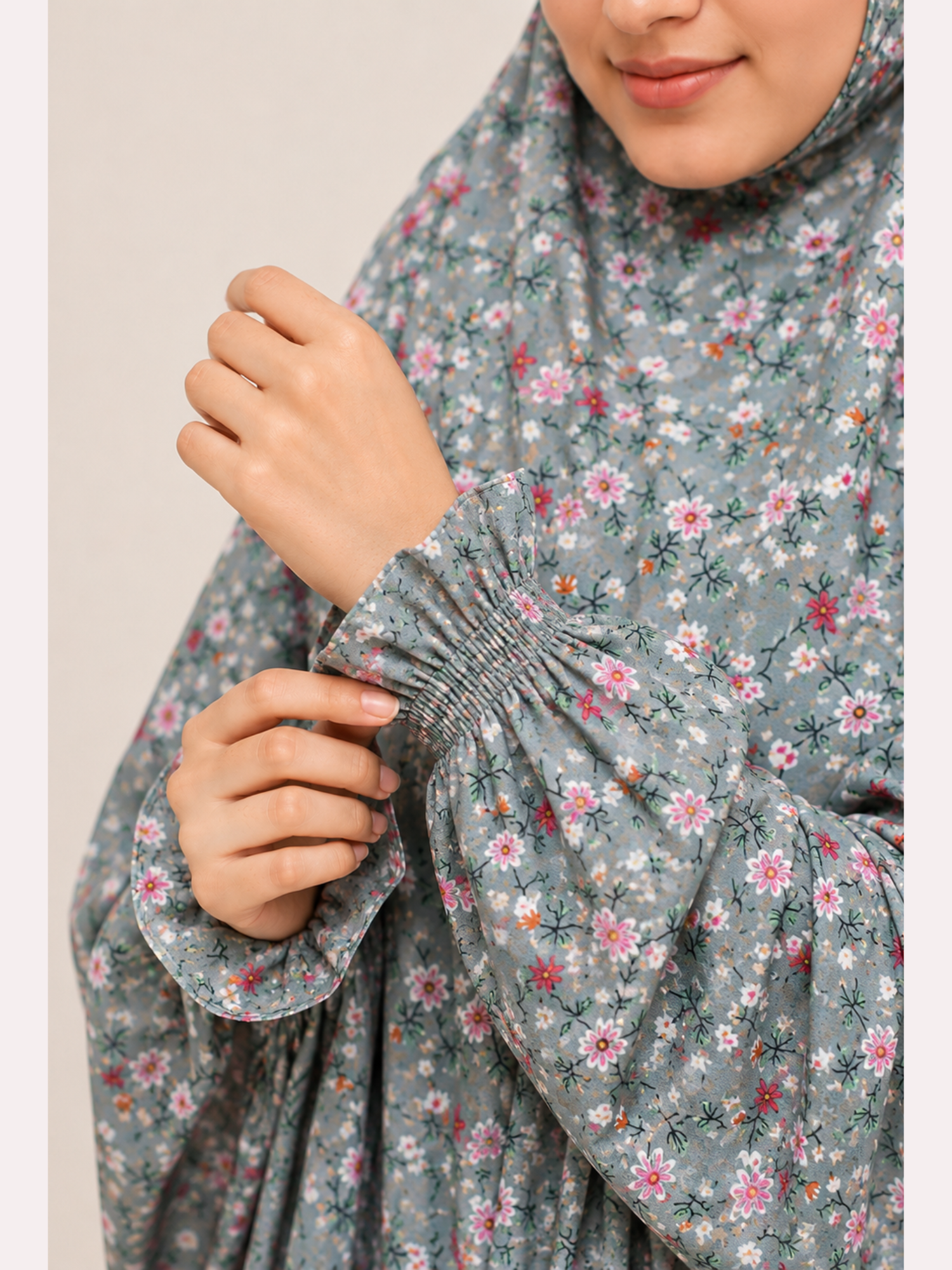 Premium Full Length Namaz Chadar With Sleeves (Imported Fabric)