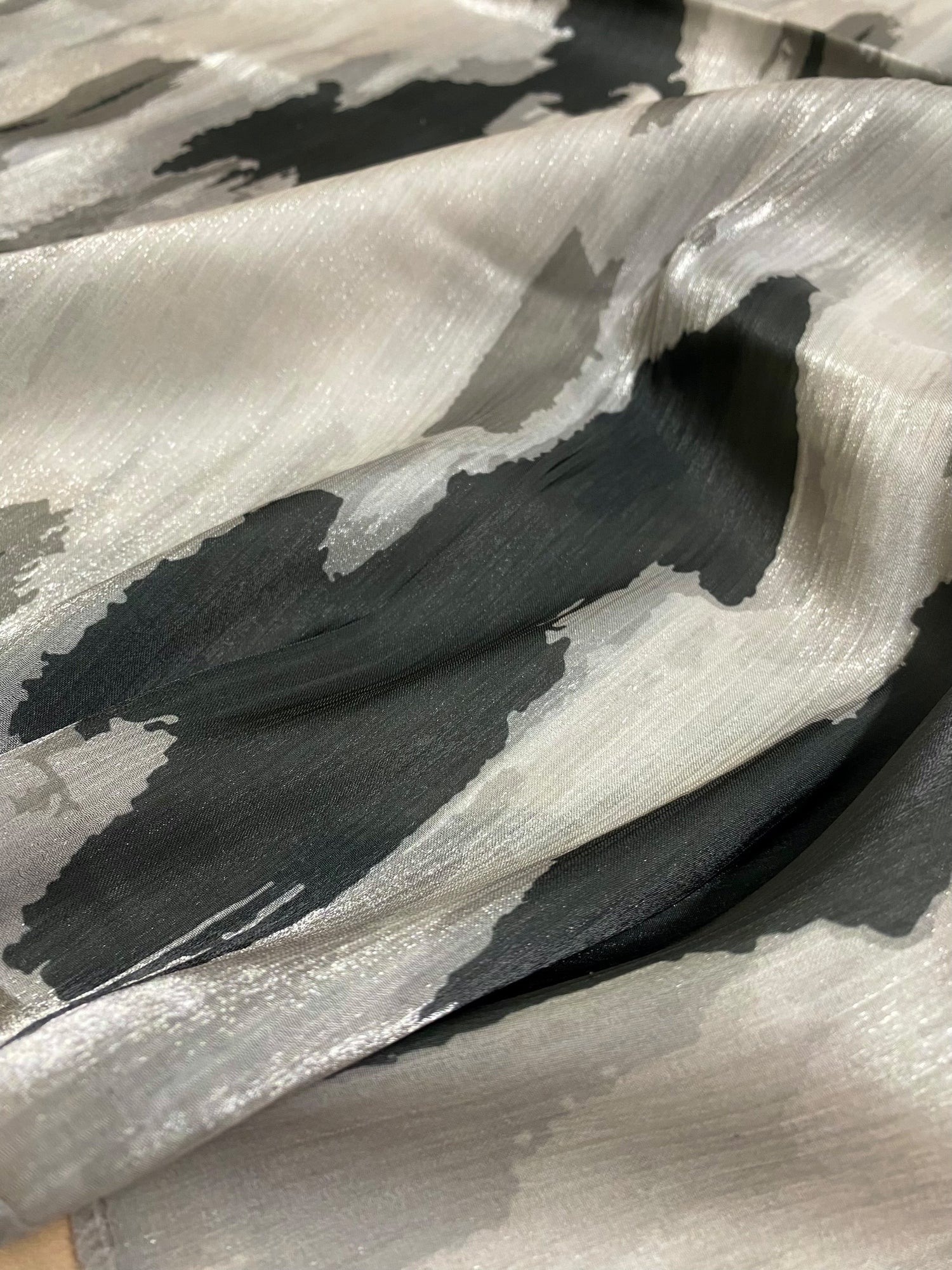 Maya - Organza Luxury (Black)