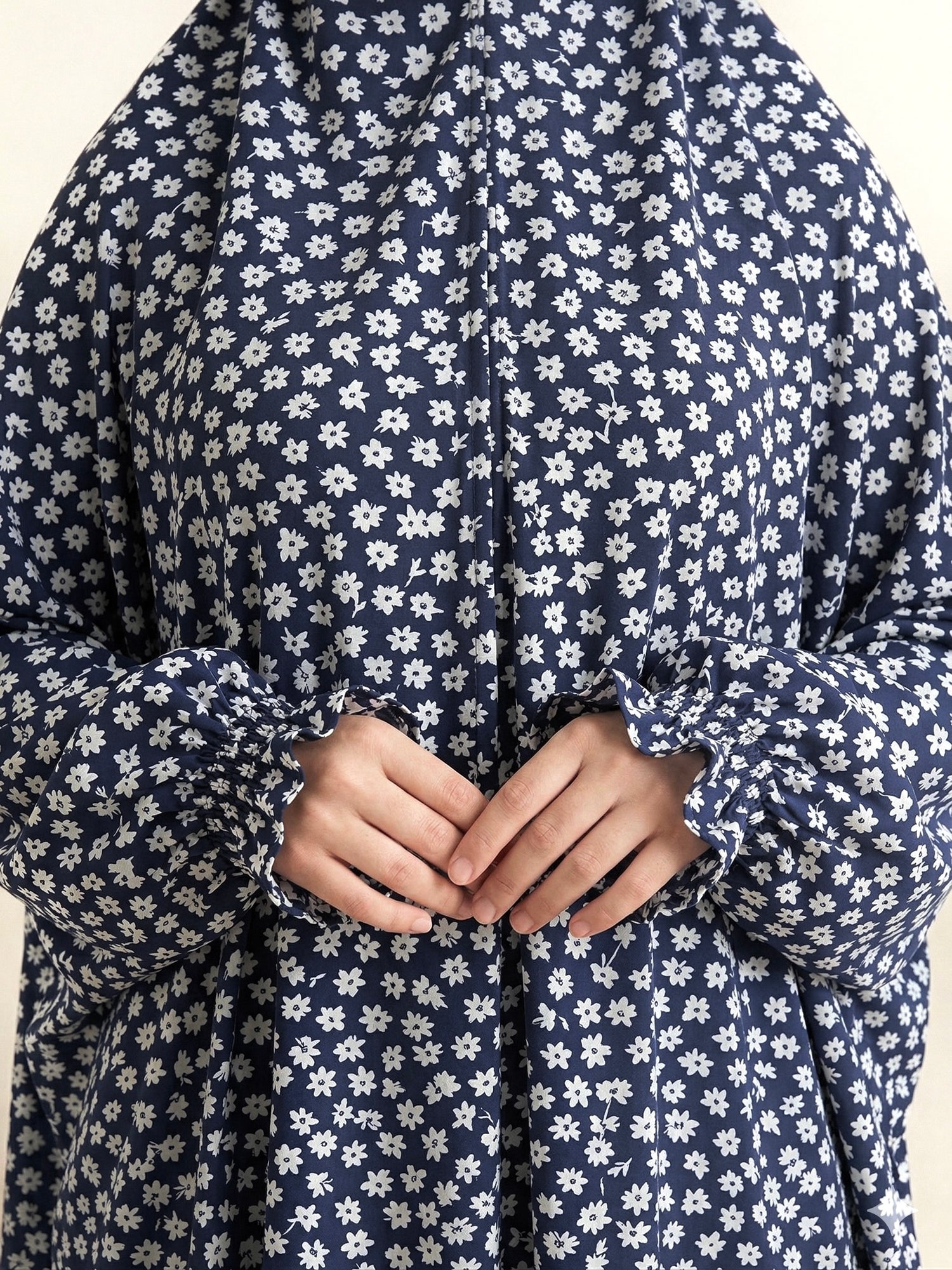 Premium Full Length Namaz Chadar With Sleeves (Imported Fabric)