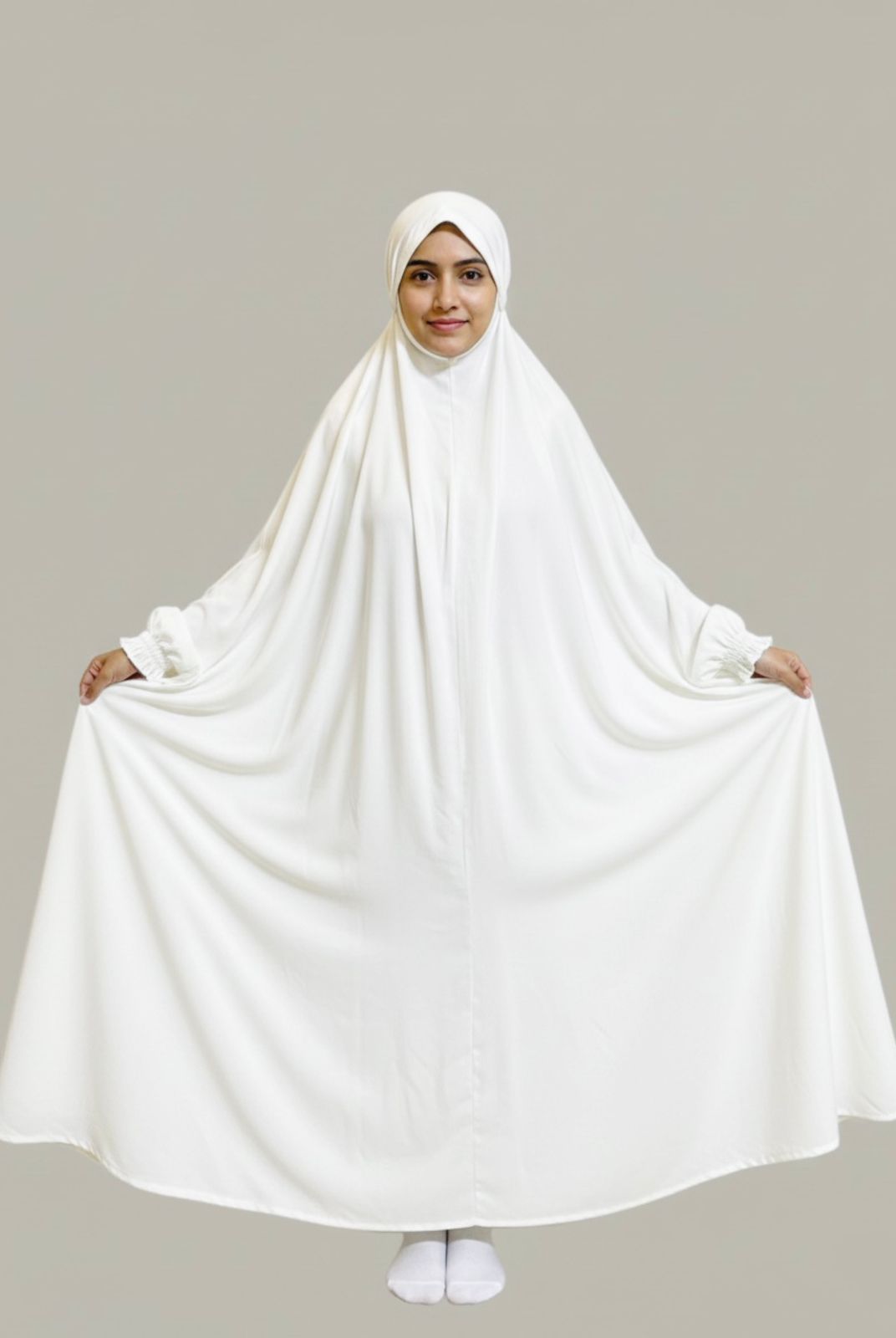 Premium Full Length Umrah & Namaz Chadar With Sleeves - White (Imported Fabric)