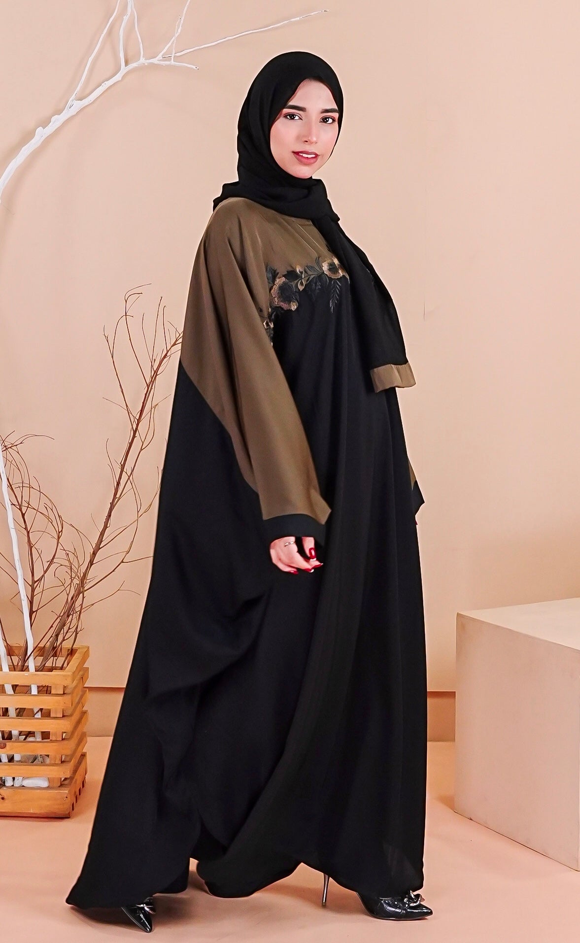 Flora Abaya - Almond (With Free Delivery)