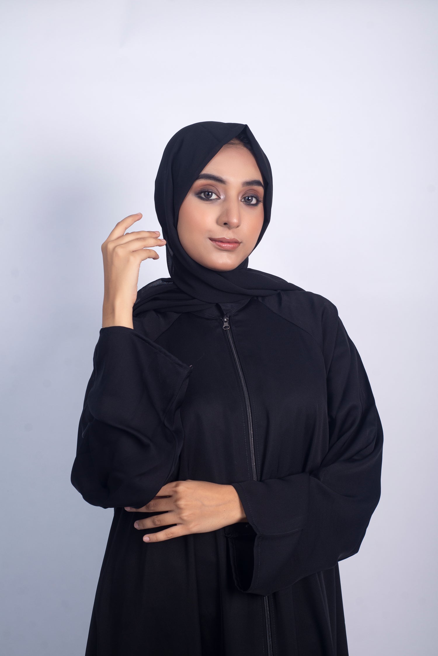 Full Zipper Abaya - Black (With Free Delivery)