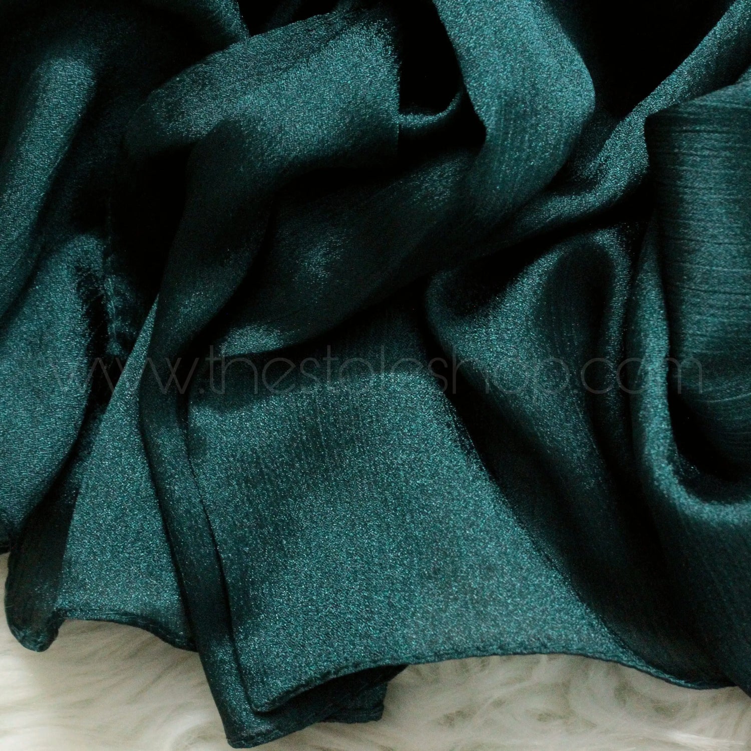 Metallics Crinkle Silk Hijab – Sacramento