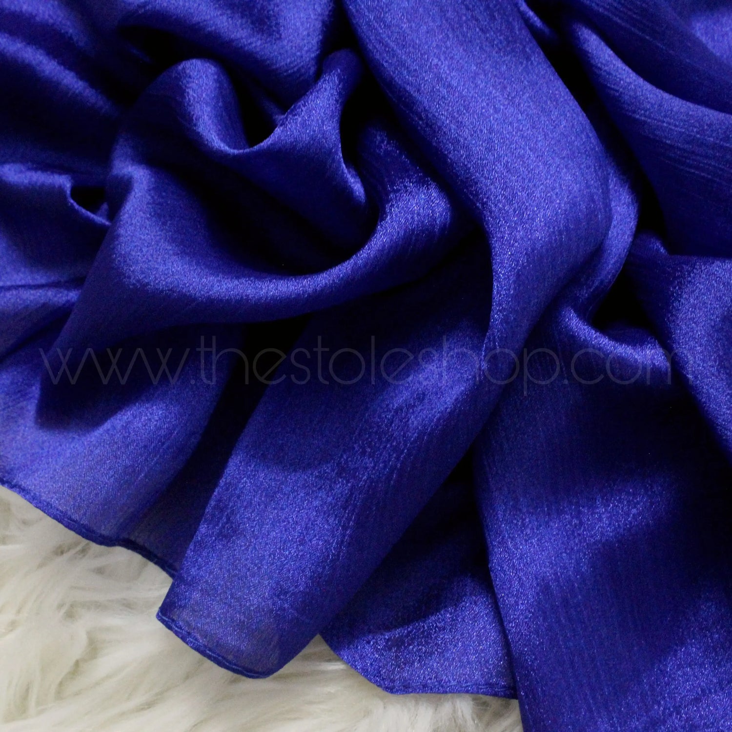 Metallics Crinkle Silk Hijab – Royal Blue