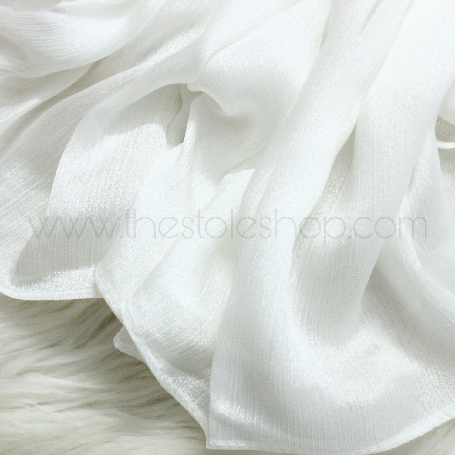 Metallics Crinkle Silk Hijab – Pearl White