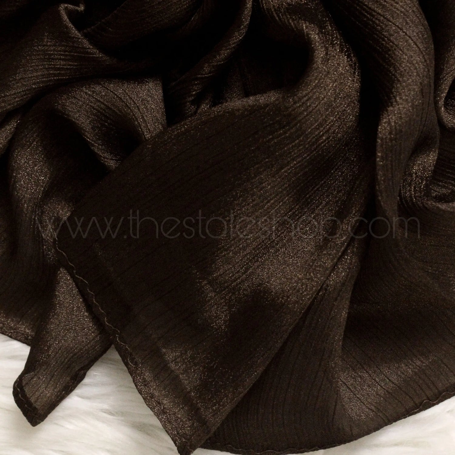Metallics Crinkle Silk Hijab – Chocolate