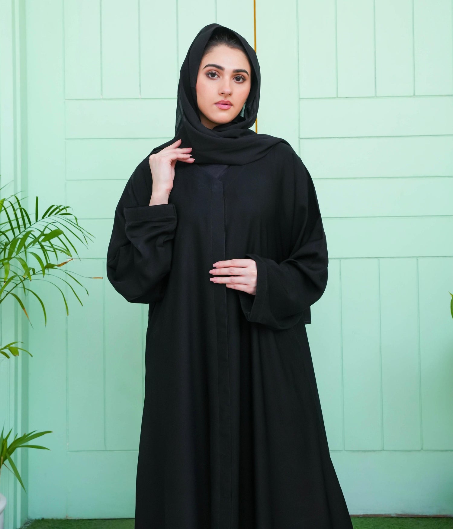 Mirage Maxi Abaya (Front Open) - Black