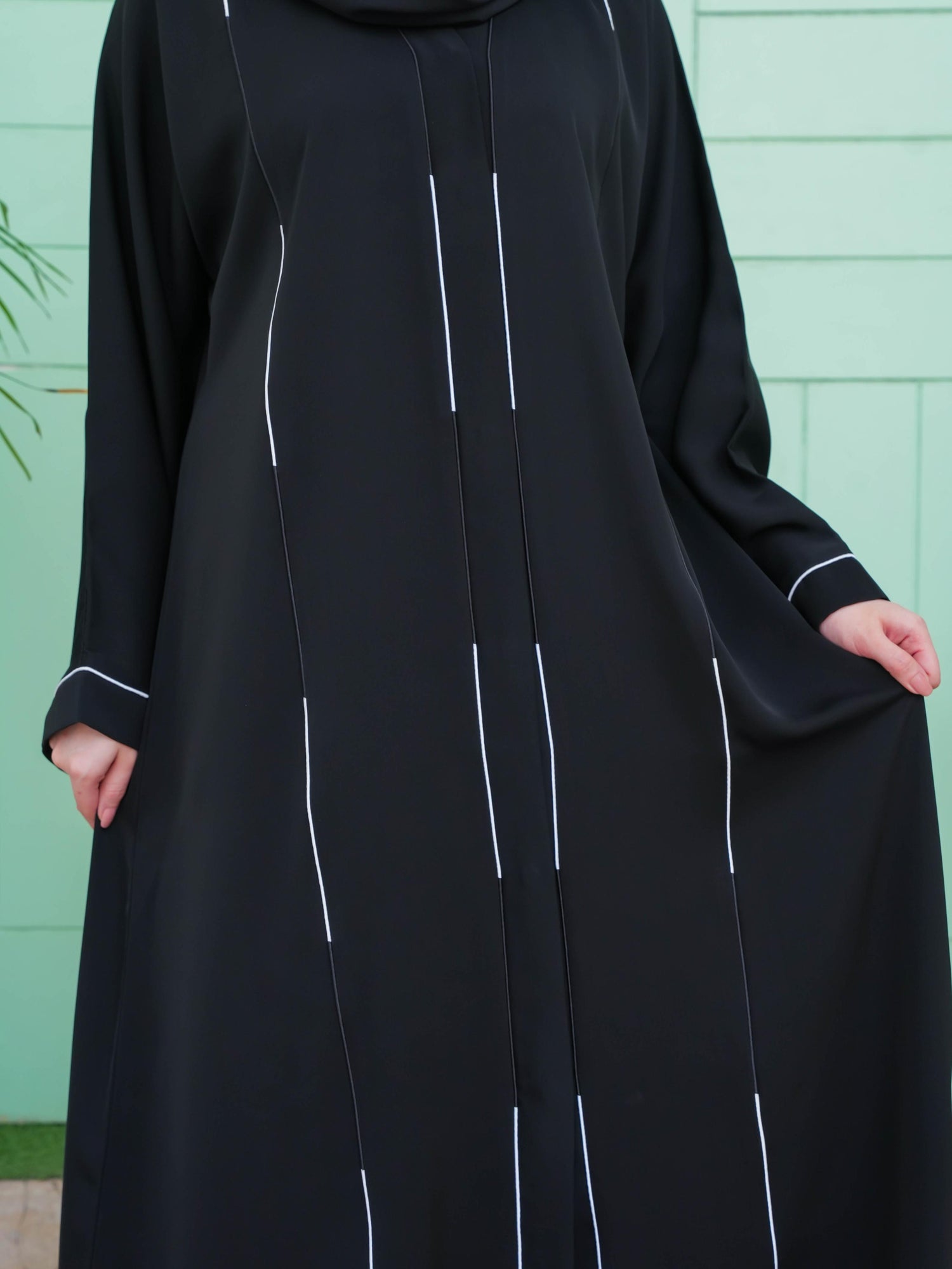 Linia Piping Abaya - Black & White Piping (With Free Delivery)