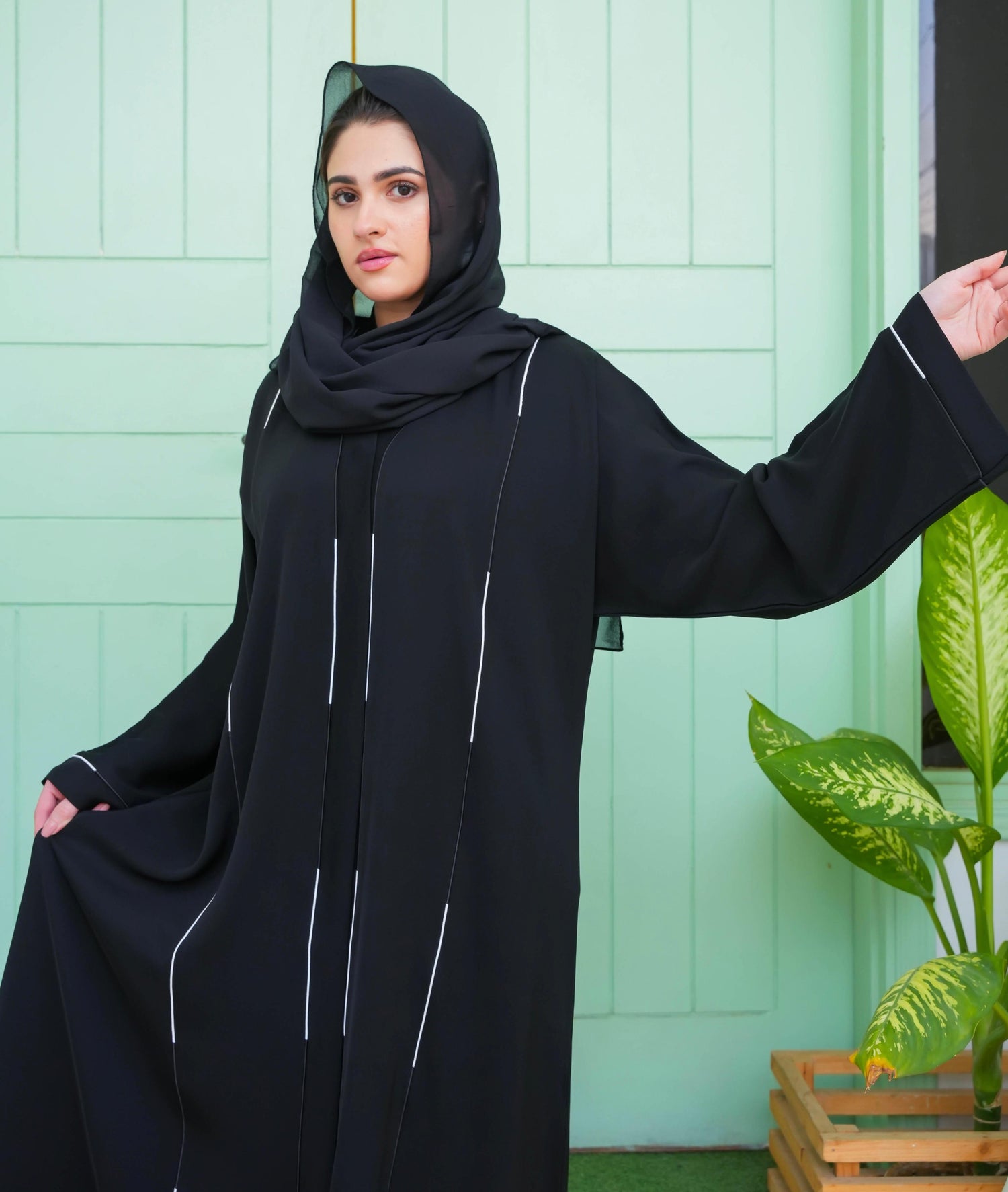 Linia Piping Abaya - Black & White Piping (With Free Delivery)