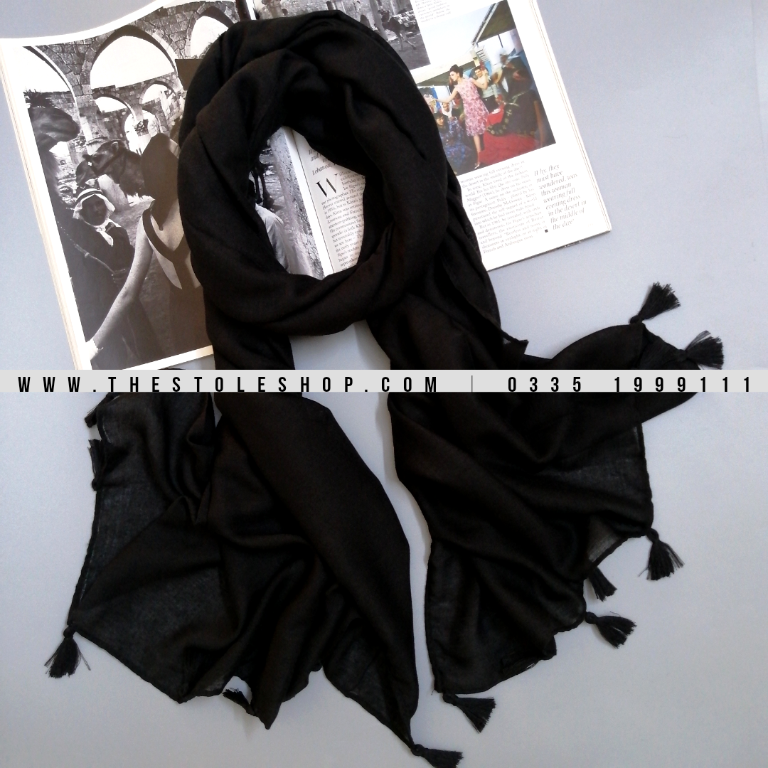 Plain With Tassels (Black)