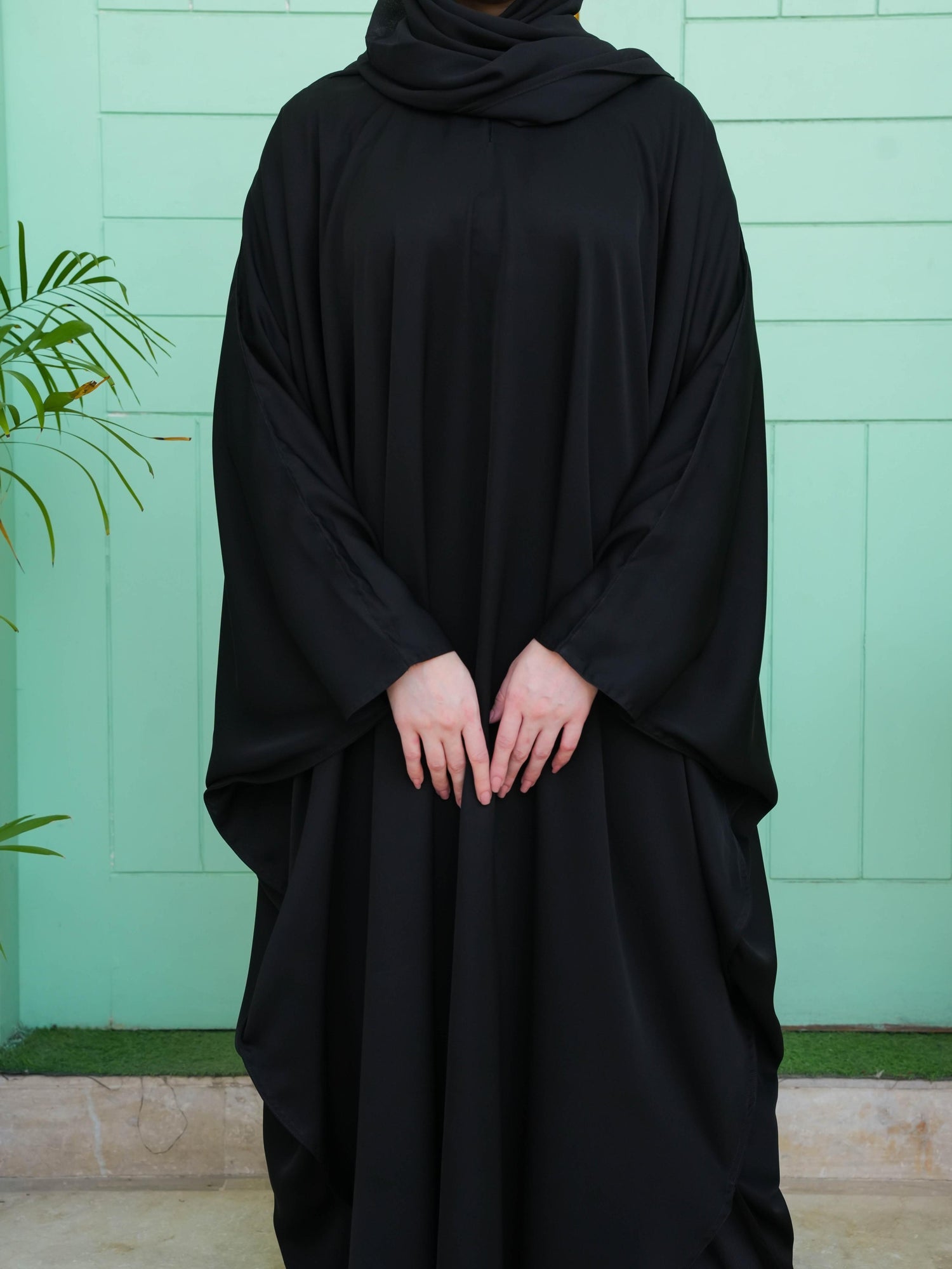 Butterfly Abaya (Front Close)- Black